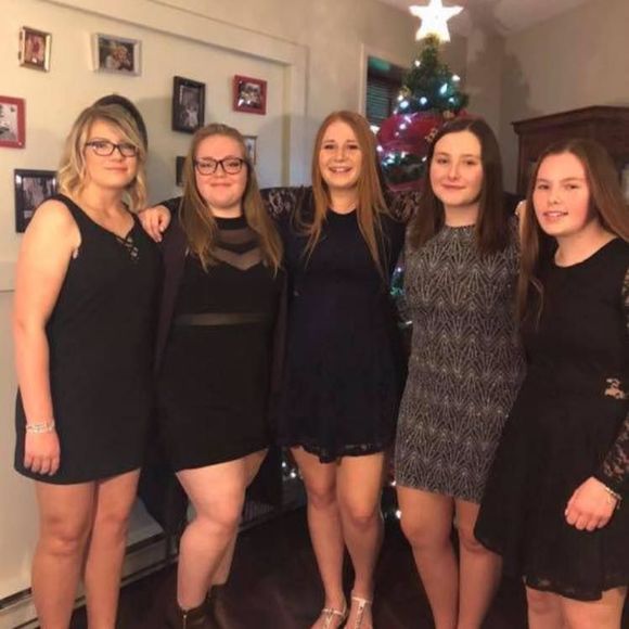 Meet your Posher, Jenna - Picture 1 of 1